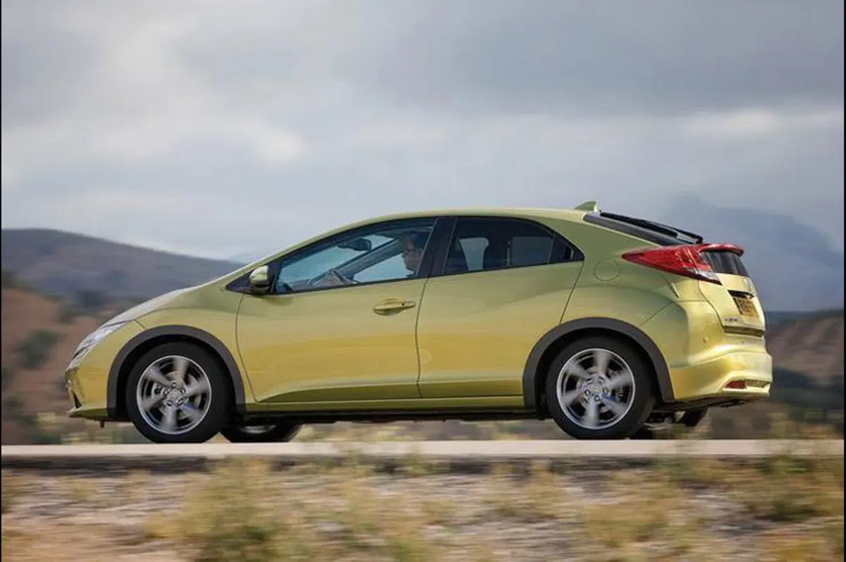 Honda Civic 2012: nuove immagini ufficiali (8)