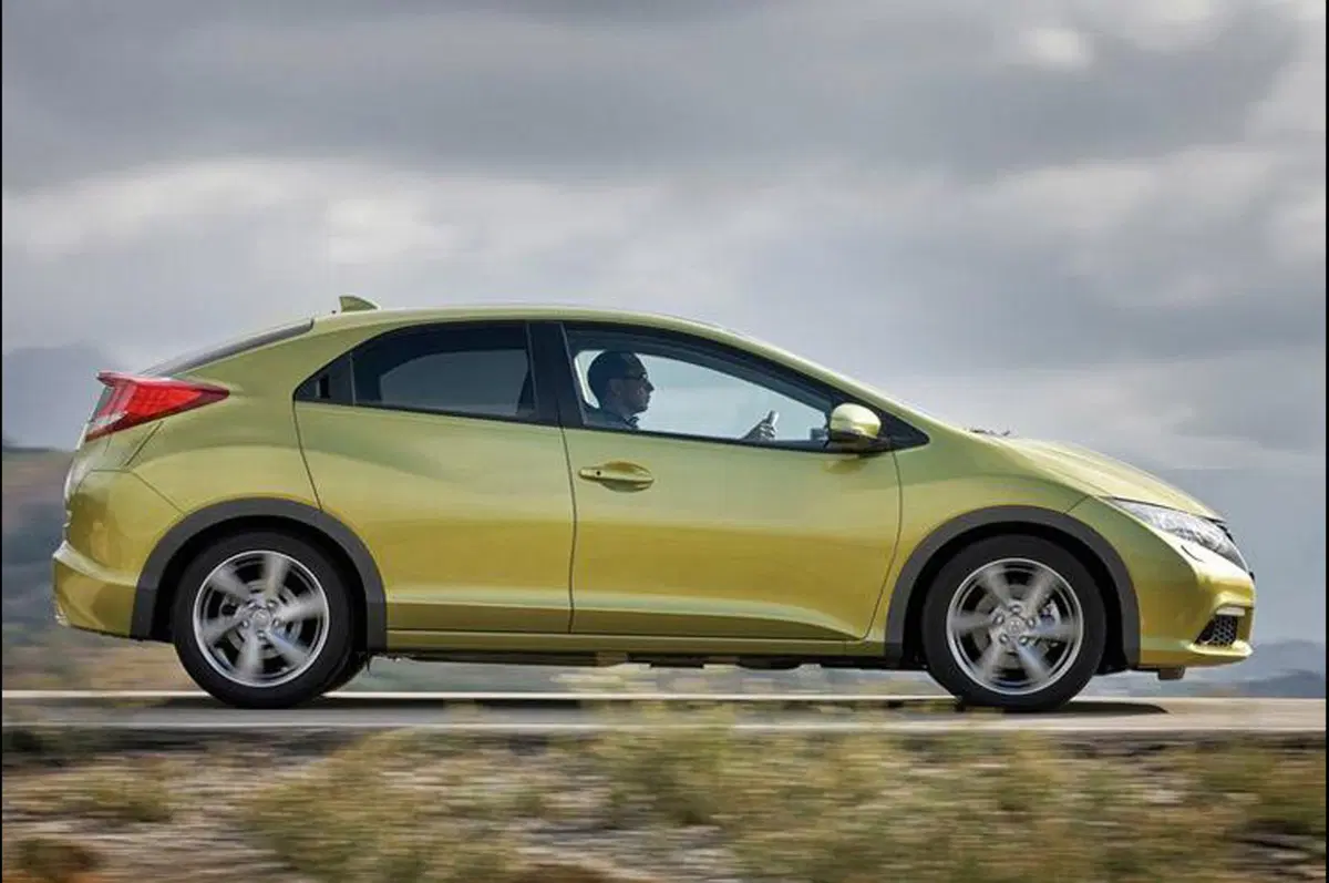 Honda Civic 2012: nuove immagini ufficiali (9)