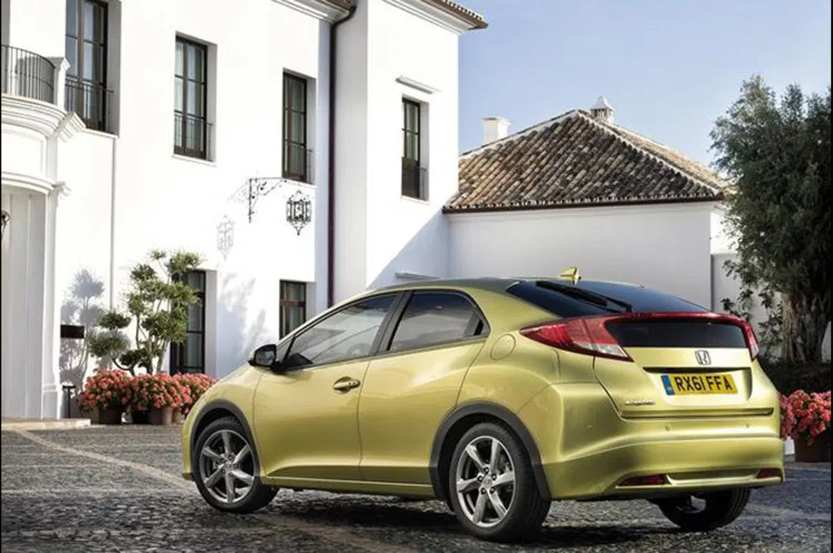 Honda Civic 2012: nuove immagini ufficiali (15)