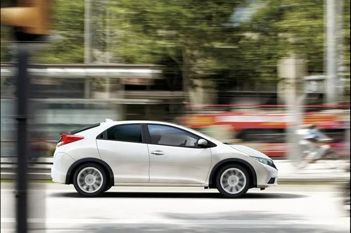 Honda Civic 2012: nuove immagini ufficiali (21)