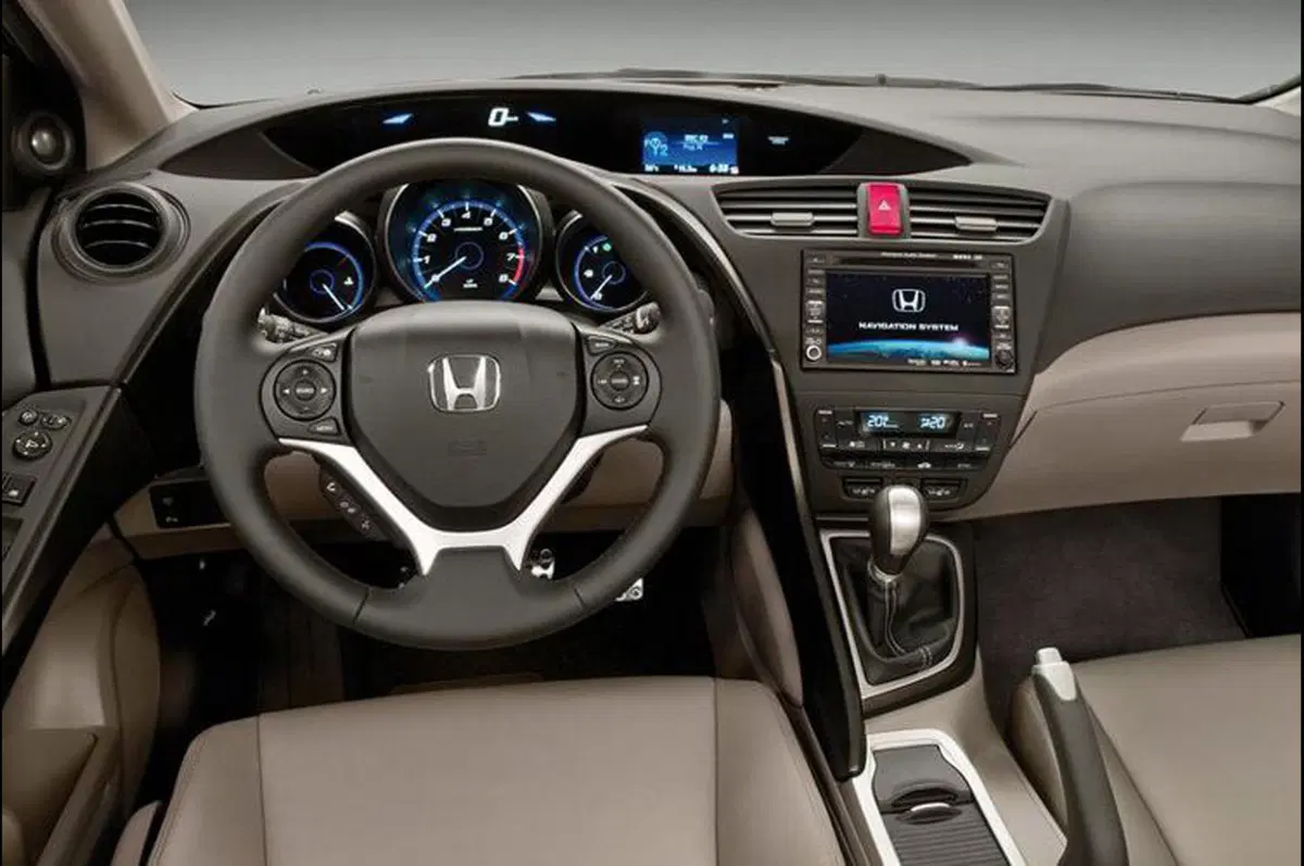 Honda Civic 2012: nuove immagini ufficiali (30)