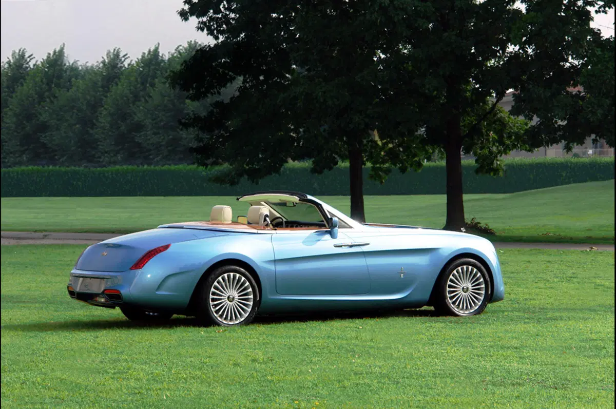 Pininfarina Hyperion al Dubai International Motor Show (3)