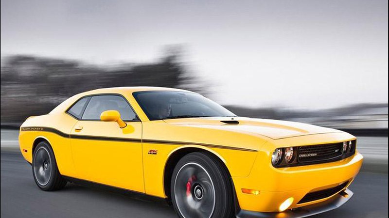 Dodge Challenger SRT8 392 Yellow Jacket