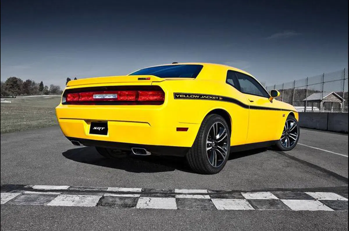 Dodge Challenger SRT8 392 Yellow Jacket (6)