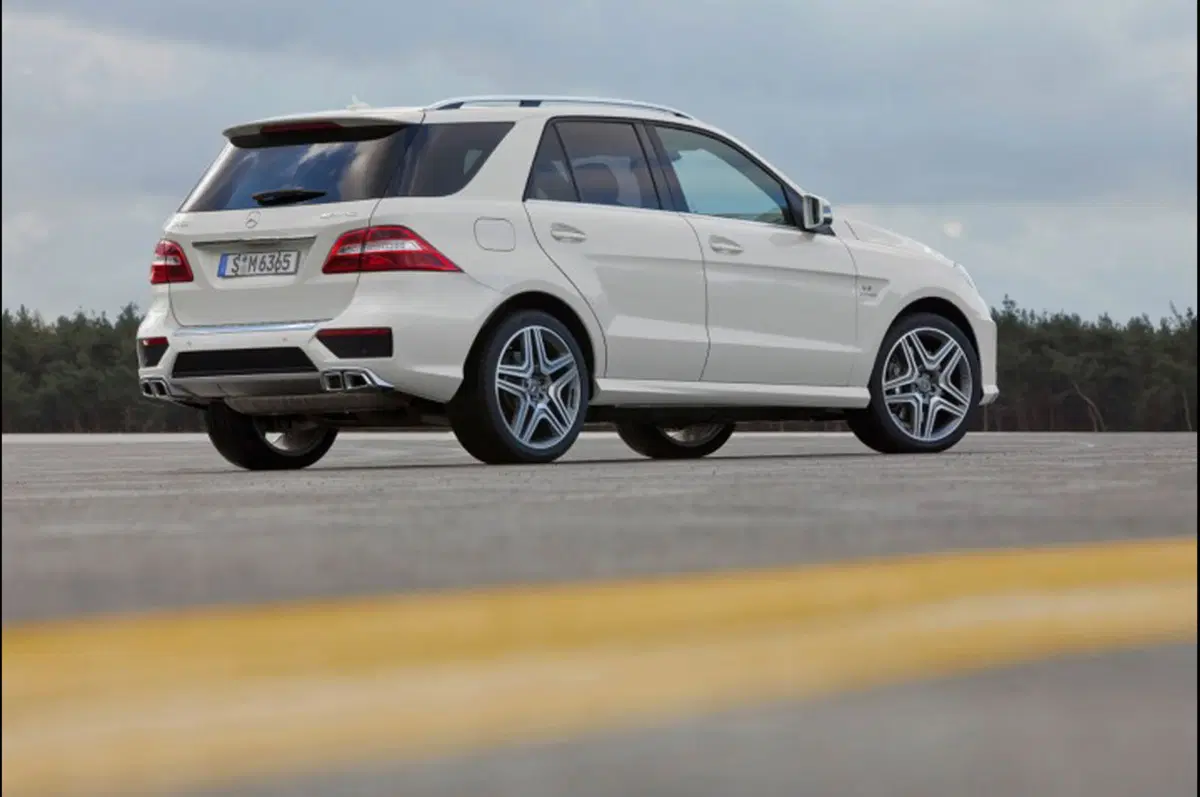 Mercedes-Benz ML 63 AMG (7)