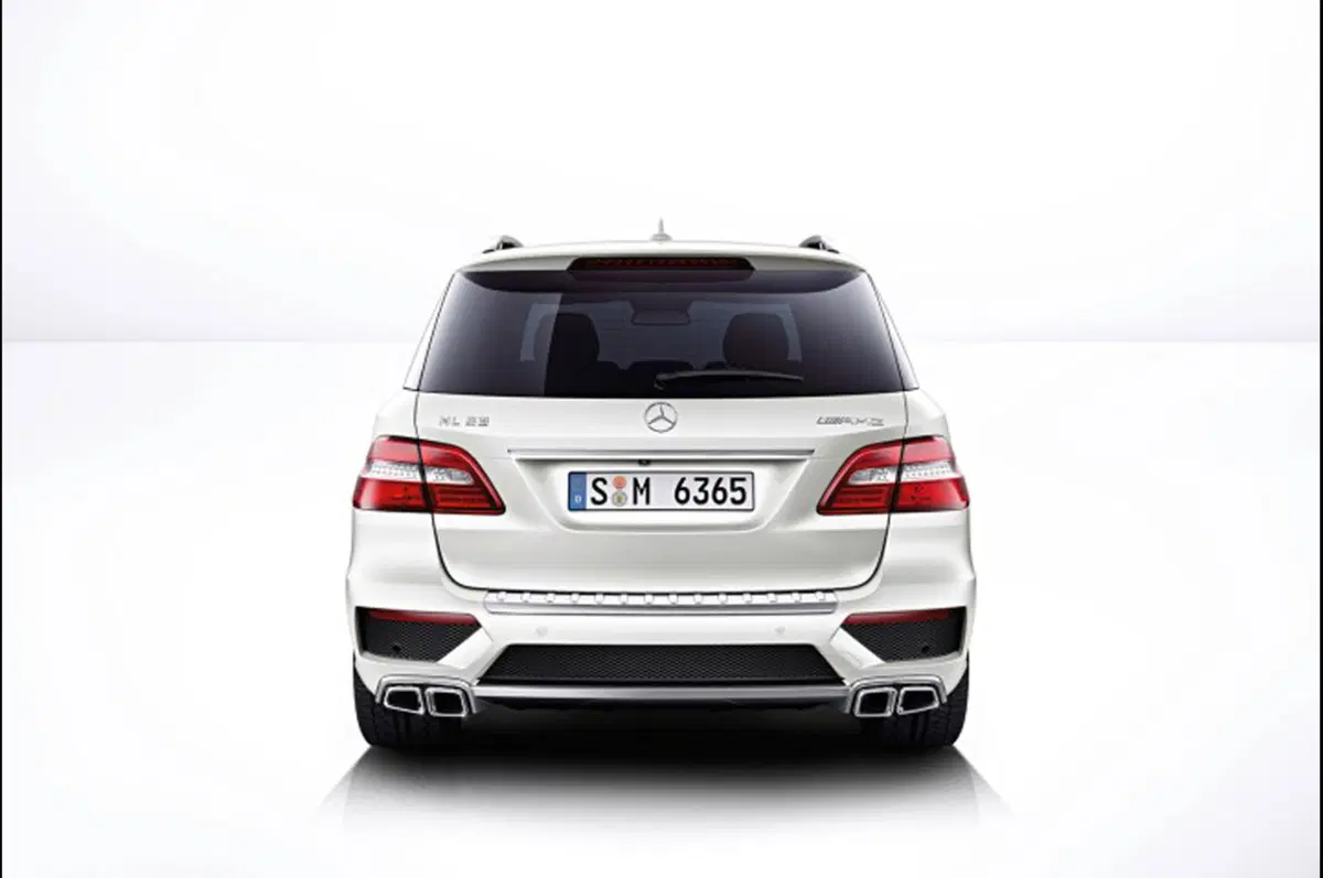 Mercedes-Benz ML 63 AMG (14)