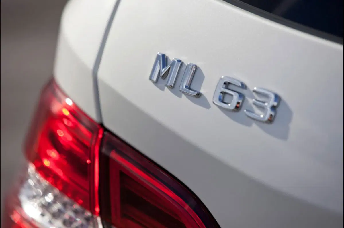 Mercedes-Benz ML 63 AMG (17)