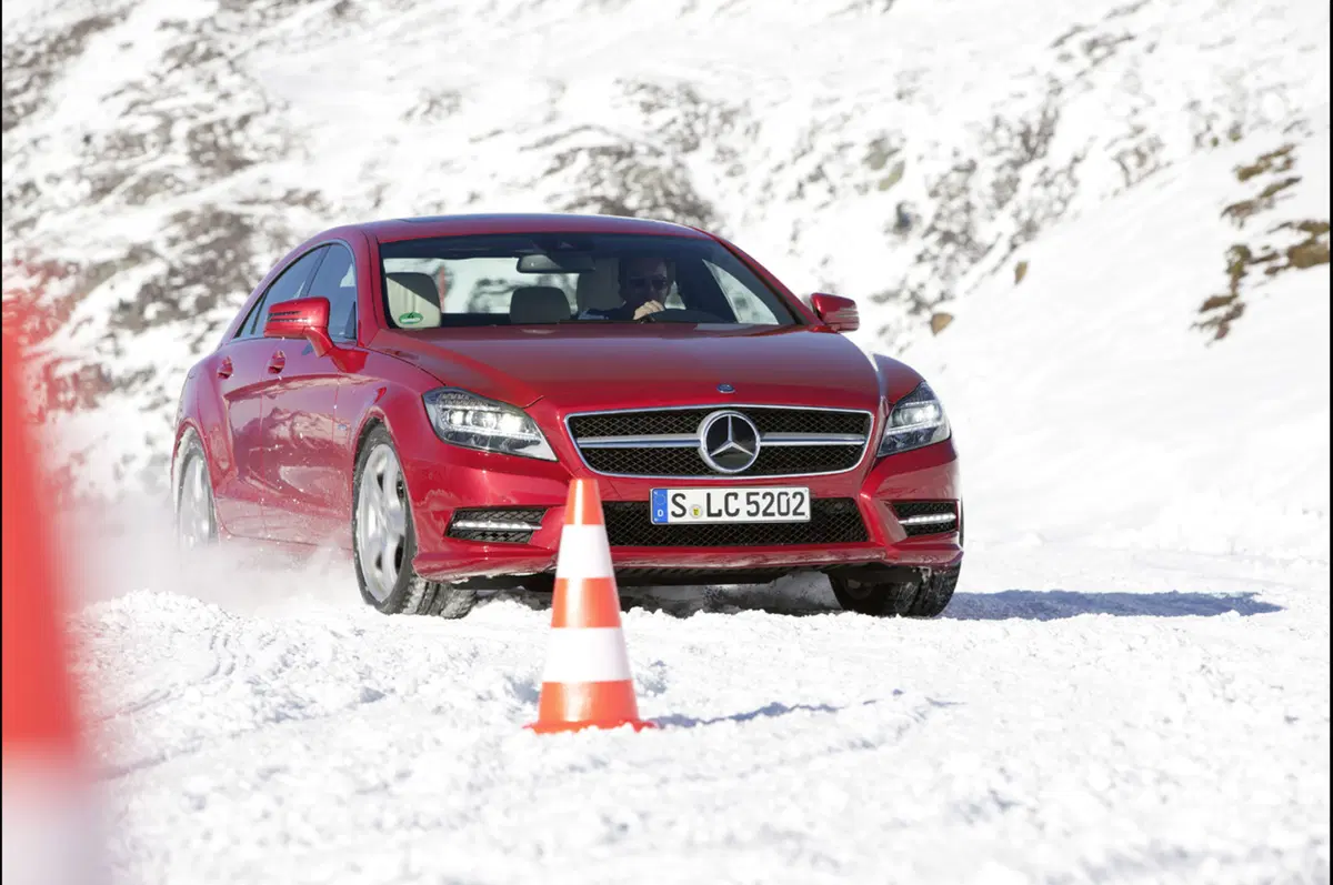 Mercedes-Benz CLS 4MATIC (2)