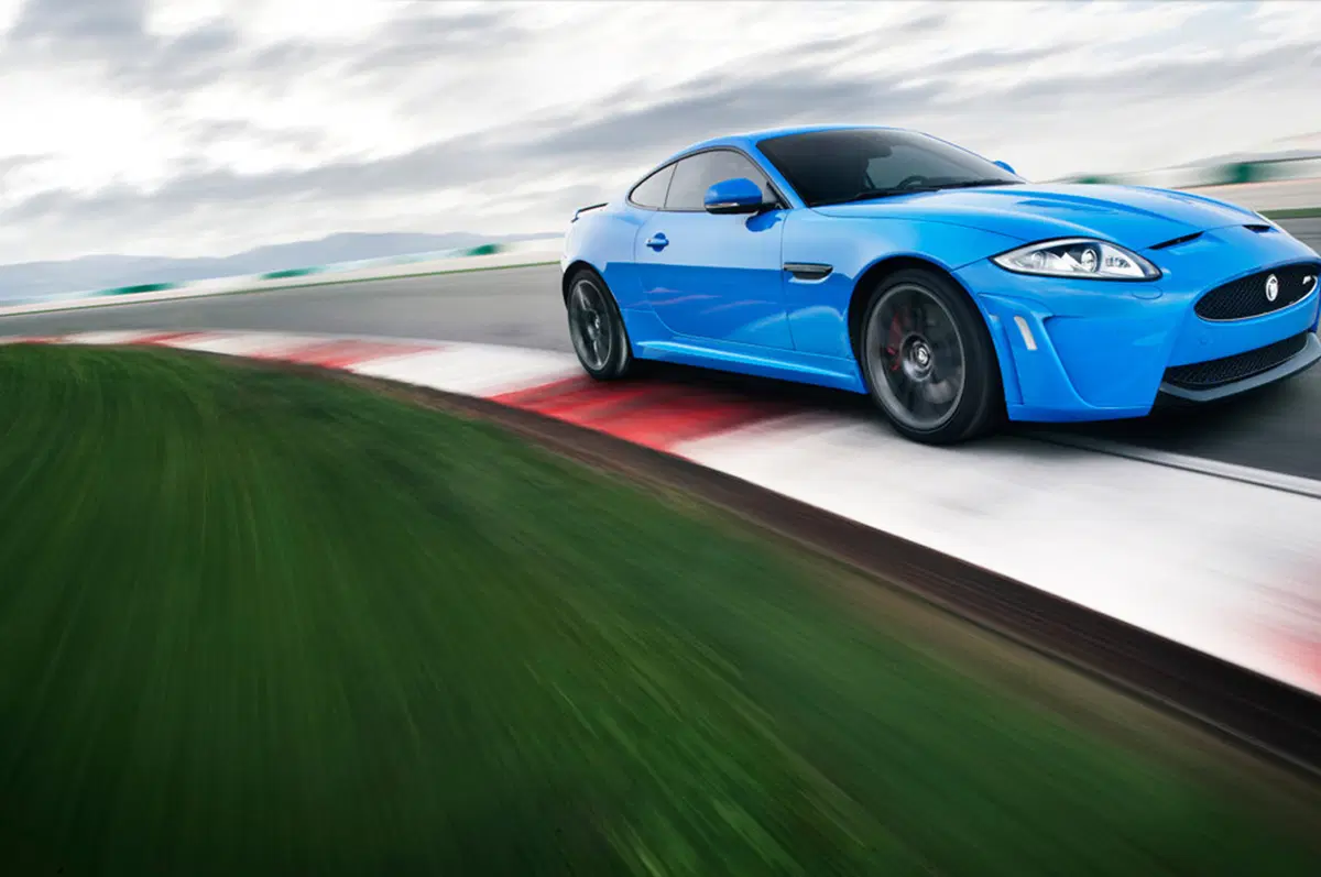 Jaguar XKR-S: listino prezzi (3)