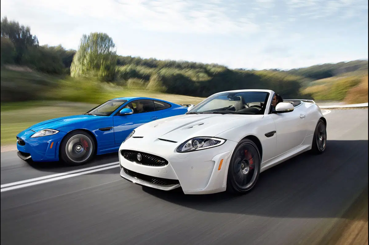 Jaguar XKR-S Convertible: prime immagini ufficiali (4)