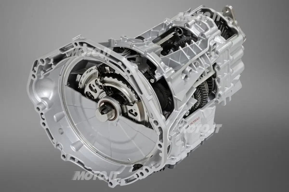 BMW M5 F10: uno sguardo sotto al vestito (21)