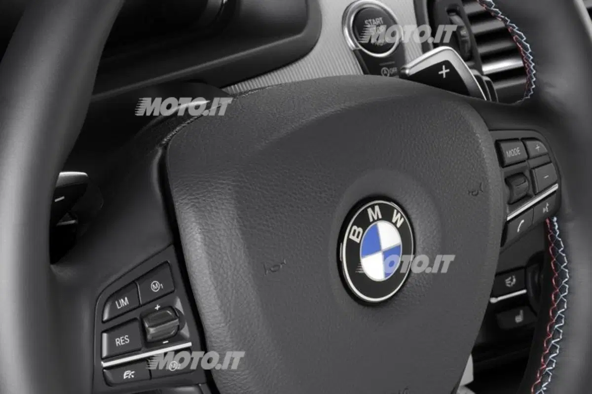 BMW M5 F10: uno sguardo sotto al vestito (30)
