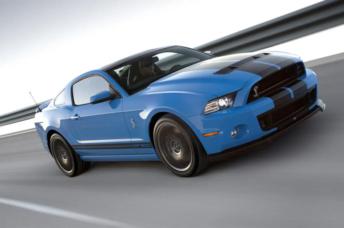 Ford Shelby GT500 M.Y. 2013 (2)