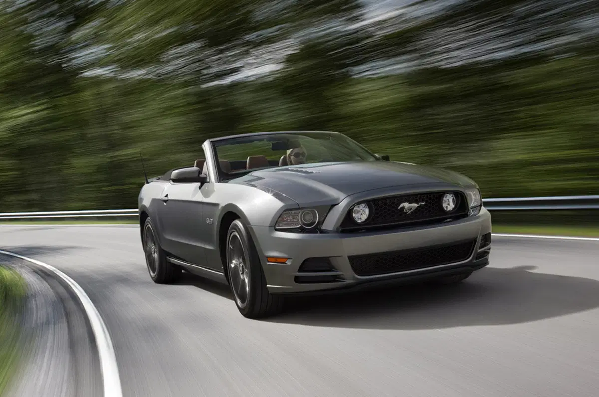Ford Mustang M.Y. 2013