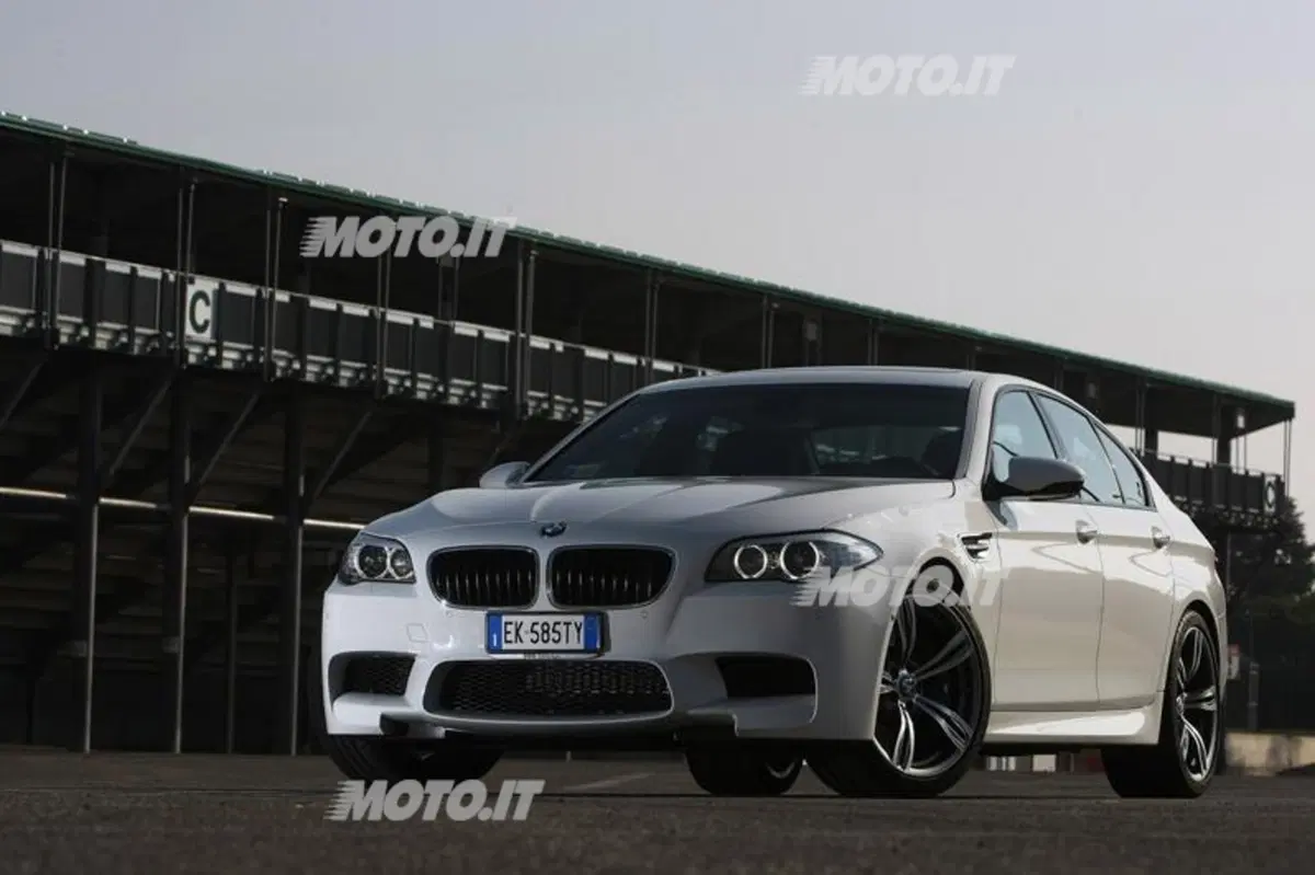 BMW M5 (17)