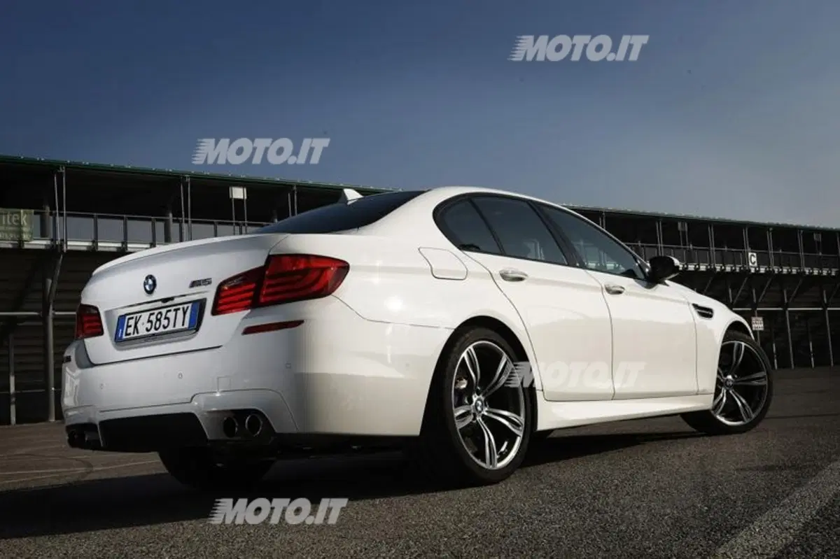 BMW M5 (19)