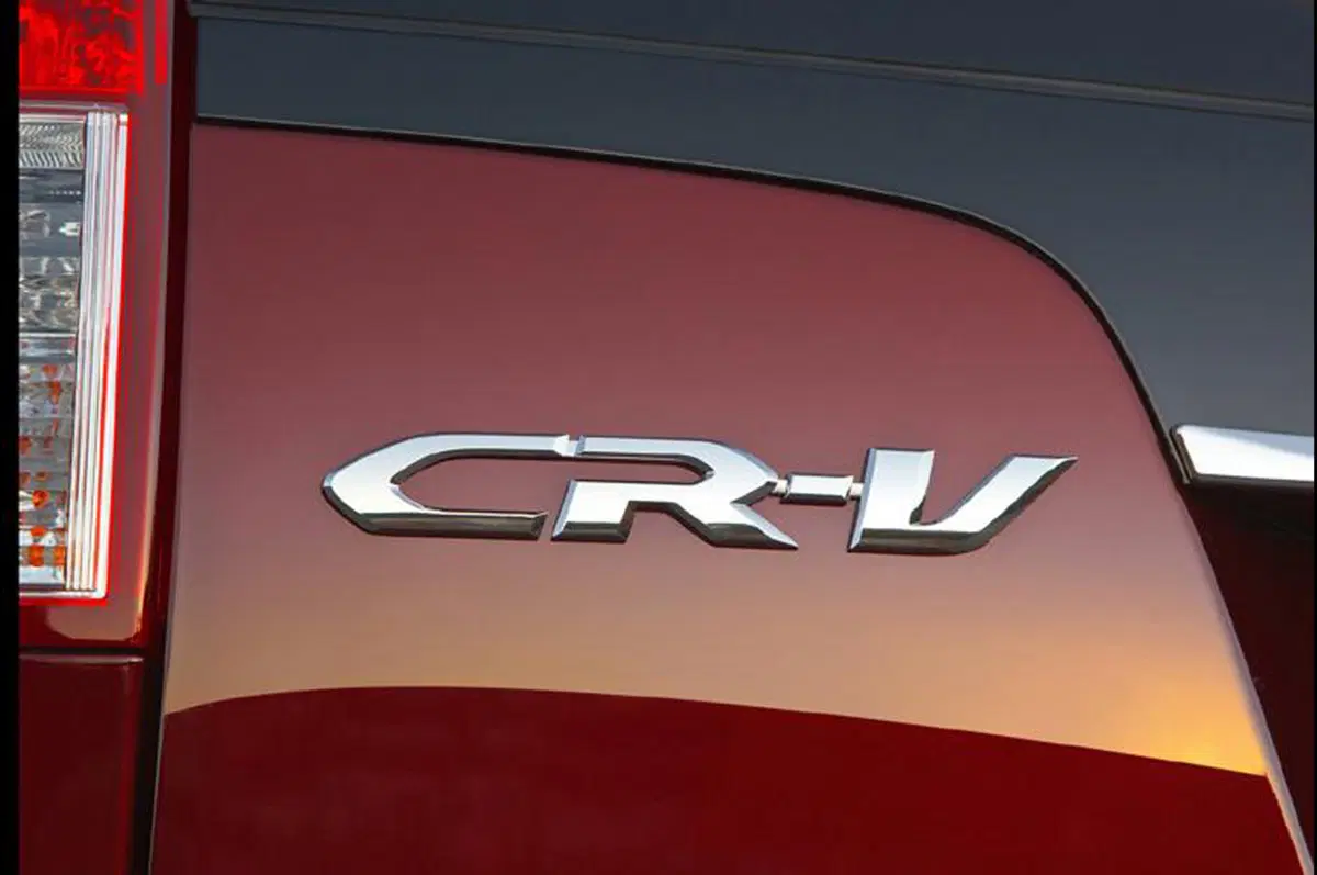 Honda CR-V: prime immagini e informazioni ufficiali (18)
