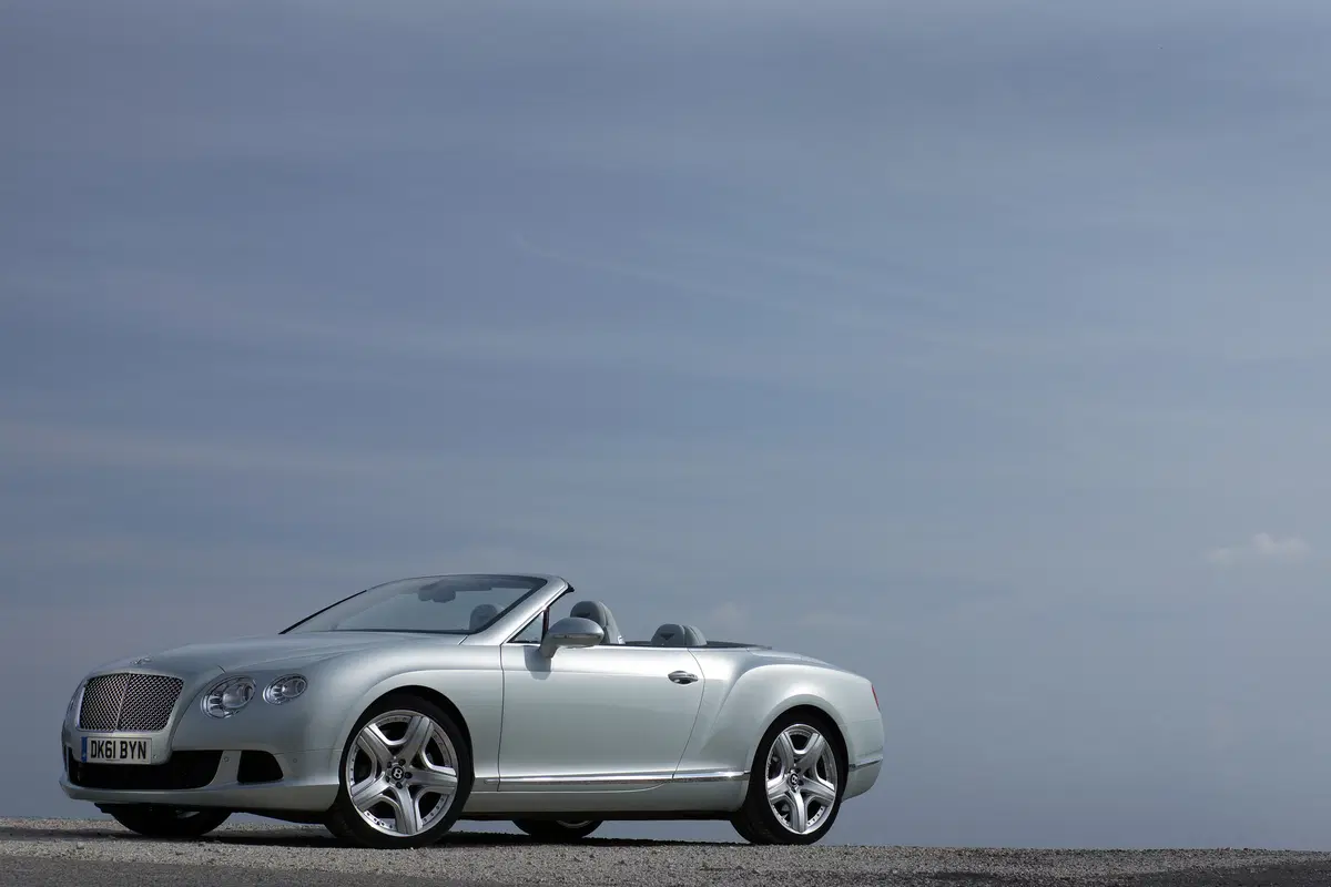 Bentley Continental GTC Convertible a Los Angeles (2)