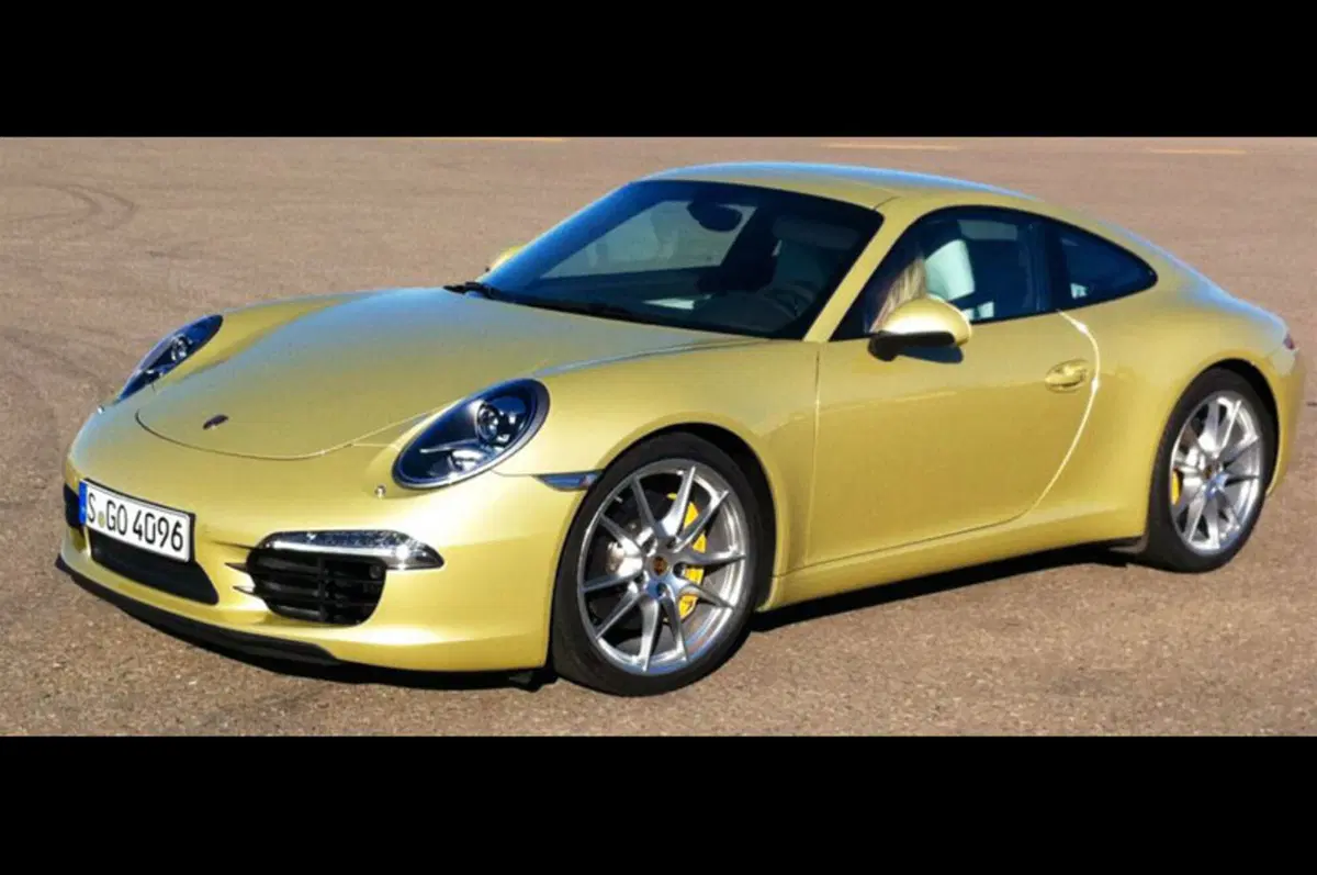  Porsche: la 991 gira in 7'40" al 'Ring