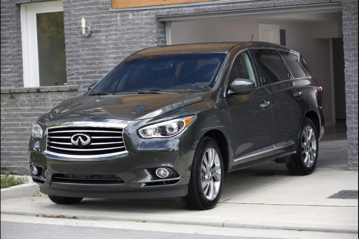Infiniti JX svelata a Los Angeles (2)