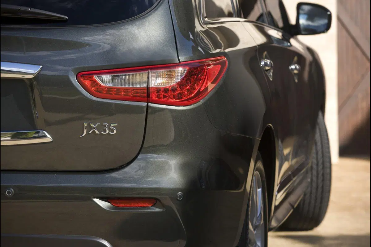 Infiniti JX svelata a Los Angeles (6)