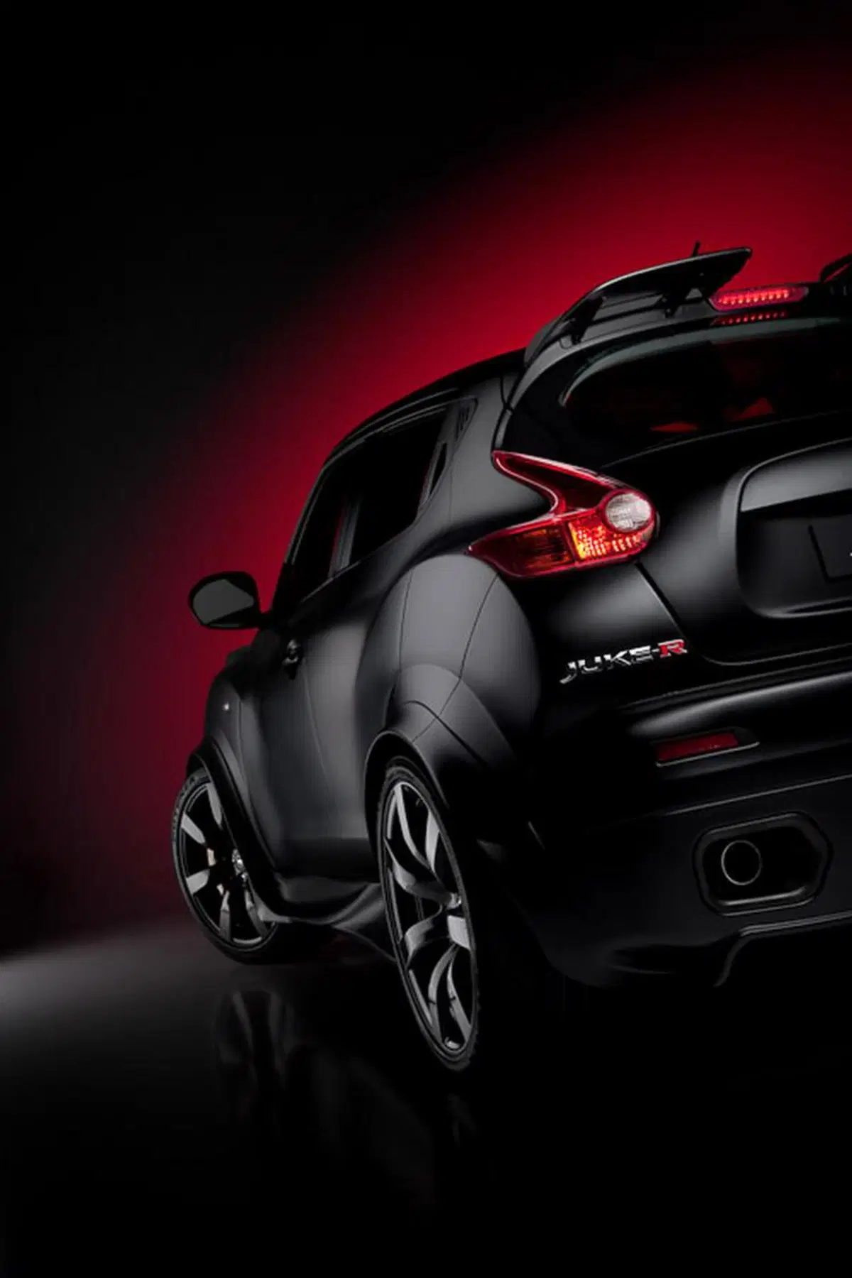 Nissan Juke-R: pronta per la pista (8)