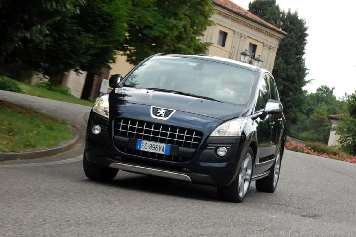 Peugeot 3008 con Pack Rossignol Experience (4)
