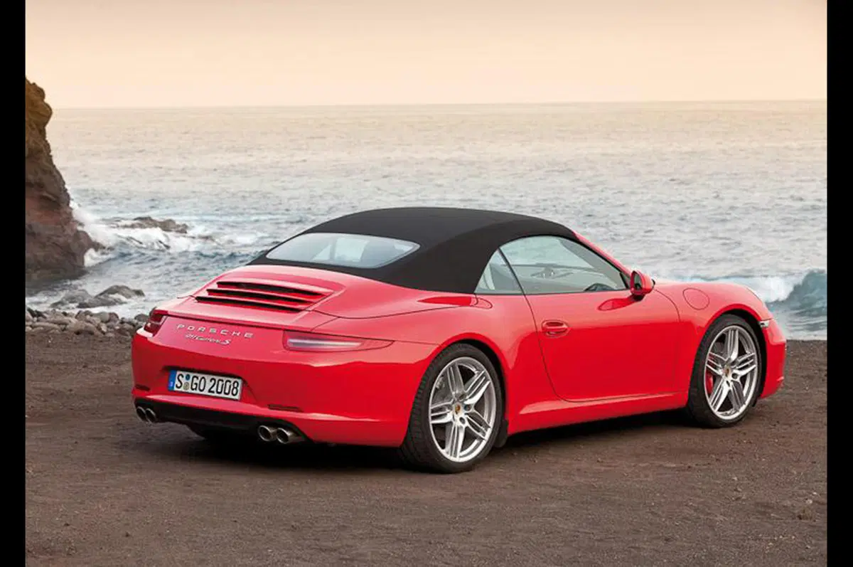 Porsche 911 Carrera Cabriolet (12)
