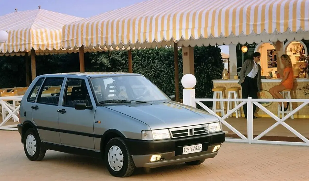Quale era meglio, Confronto: Fiat Uno Vs Renault Clio I (2)