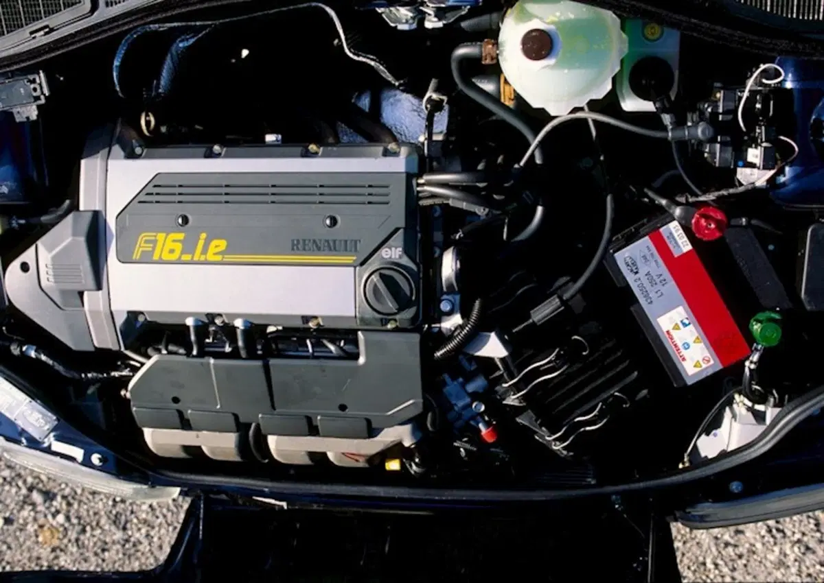 Quale era meglio, Confronto storiche: Fiat Uno Vs Renault Clio I (3)