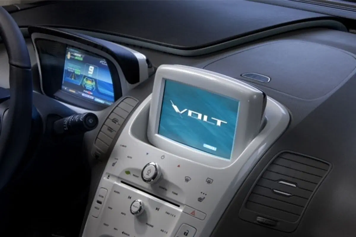 Chevrolet Volt: da febbraio nelle concessionarie (10)