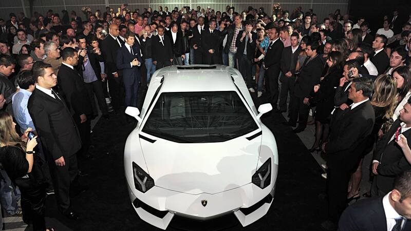 Lamborghini: debutta in brasile la Aventador LP 700-4