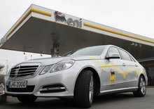 Mercedes-Benz ed Eni: via al giro d'Italia a metano