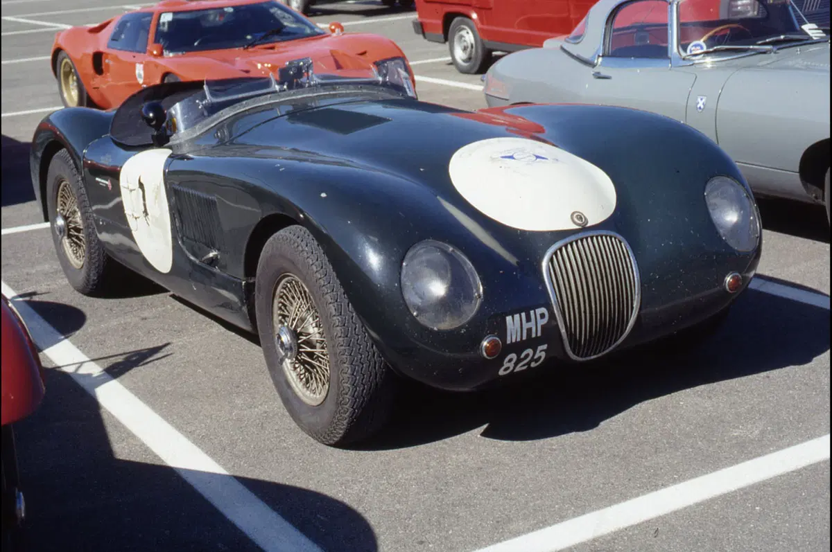 La mitica Jaguar E compie 50 anni