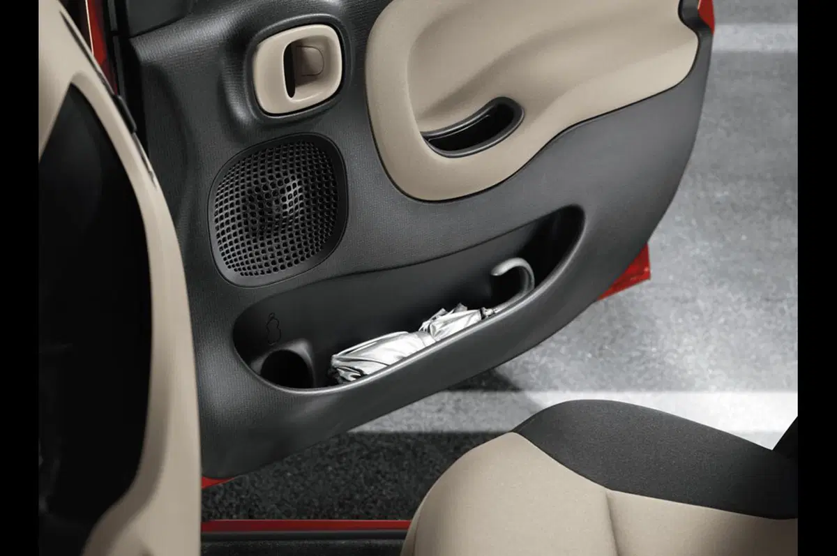 Fiat: gli interni della nuova Panda (6)