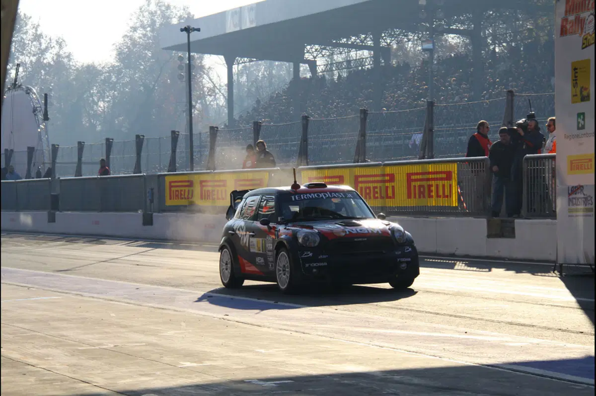 Valentino nulla può contro Loeb (19)
