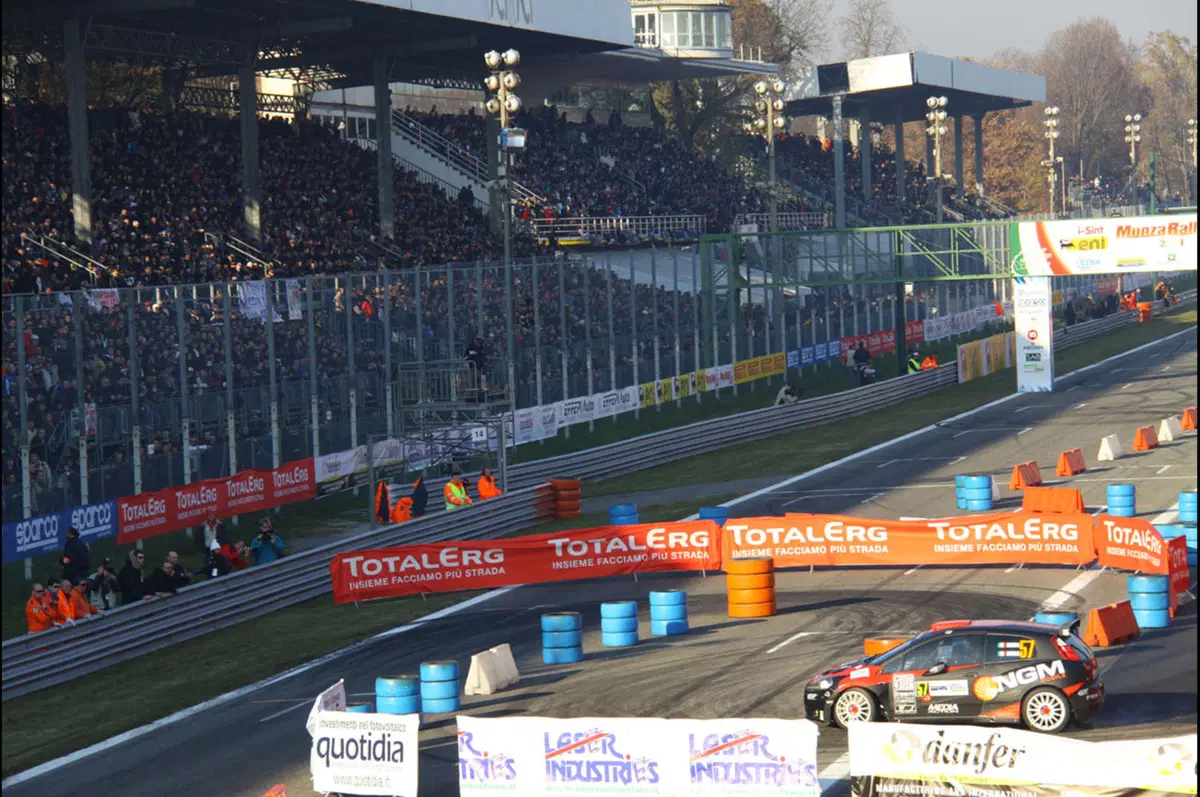 Valentino nulla può contro Loeb (24)