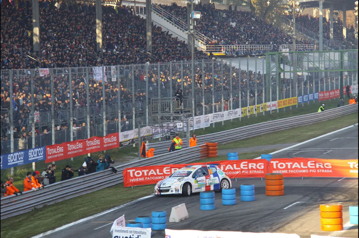 Valentino nulla può contro Loeb (26)