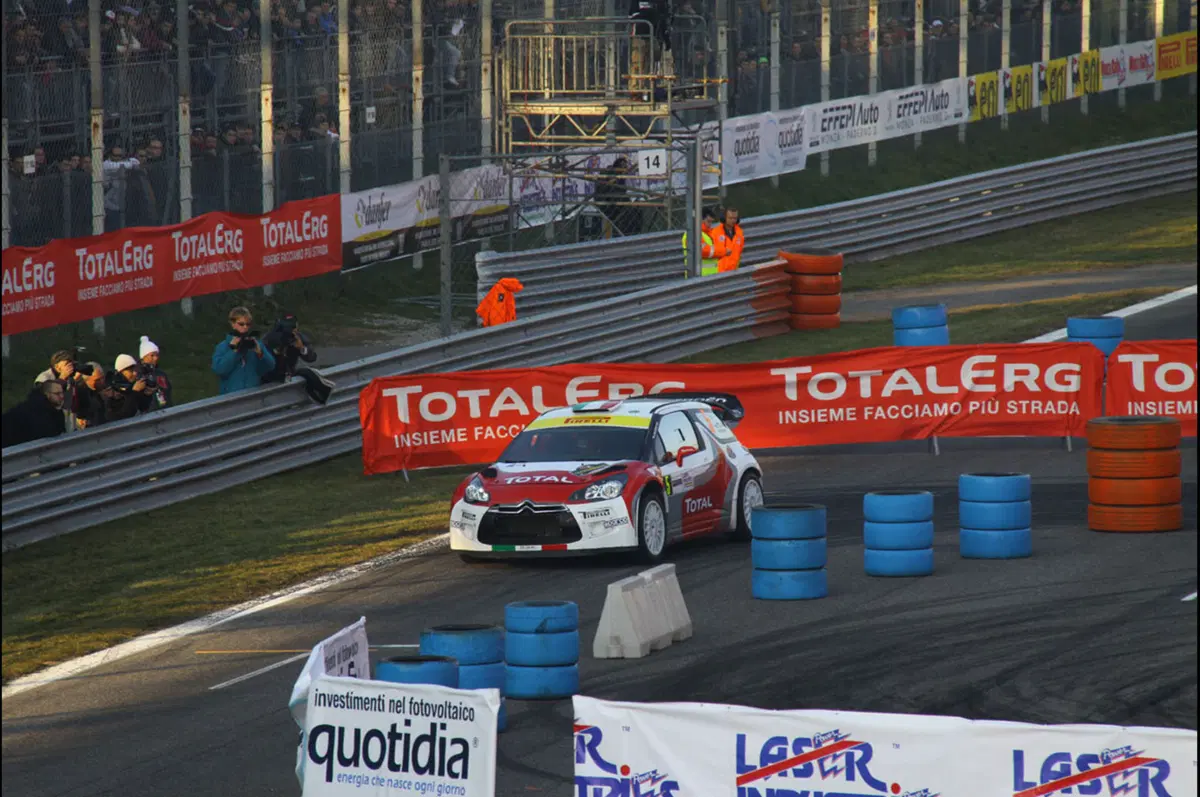Valentino nulla può contro Loeb (30)