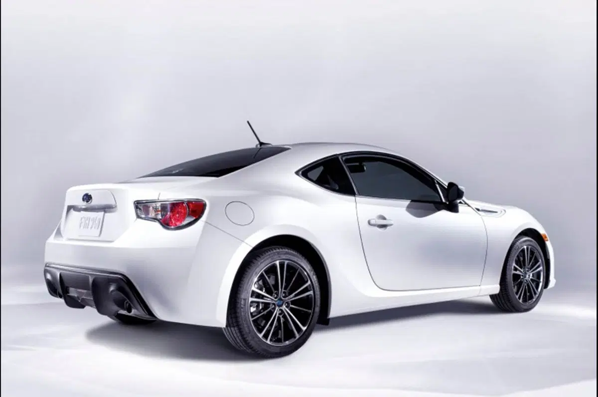 Subaru BRZ (2)