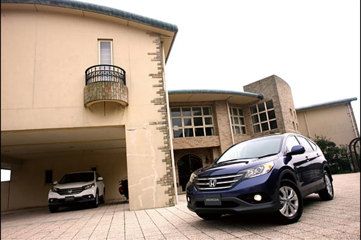 Honda CR-V: in vendita in Giappone (4)