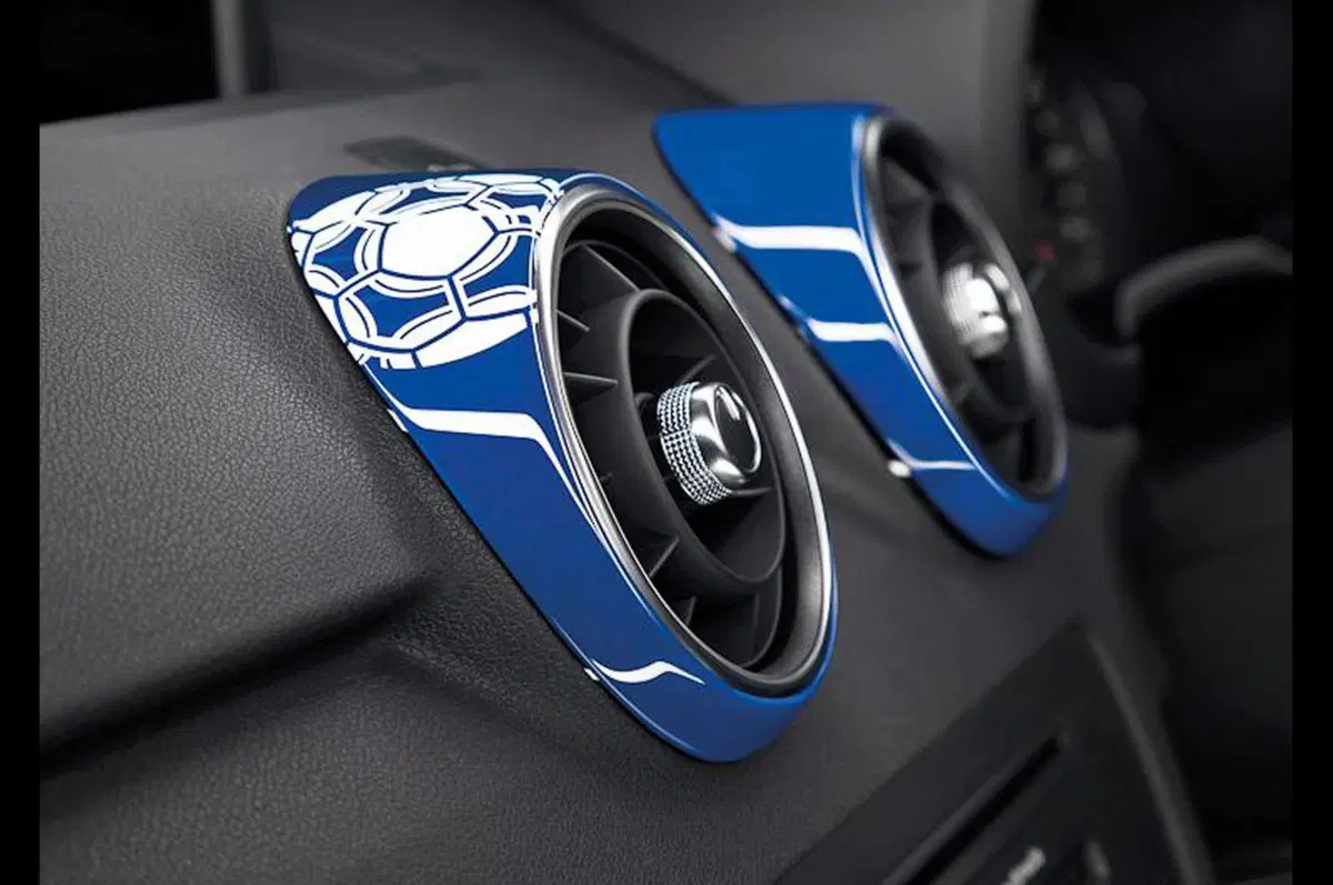 Audi A1 Samurai Blue (11)