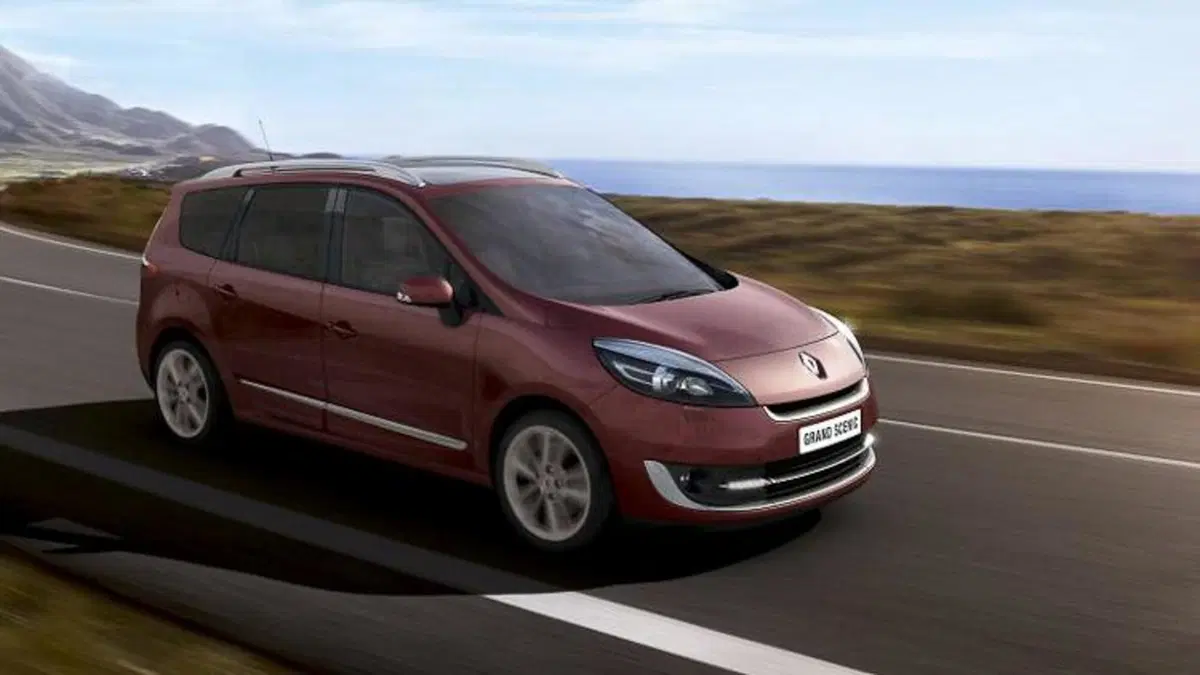 Renault Scénic 2012 (3)