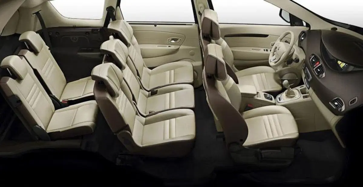 Renault Scénic 2012 (13)
