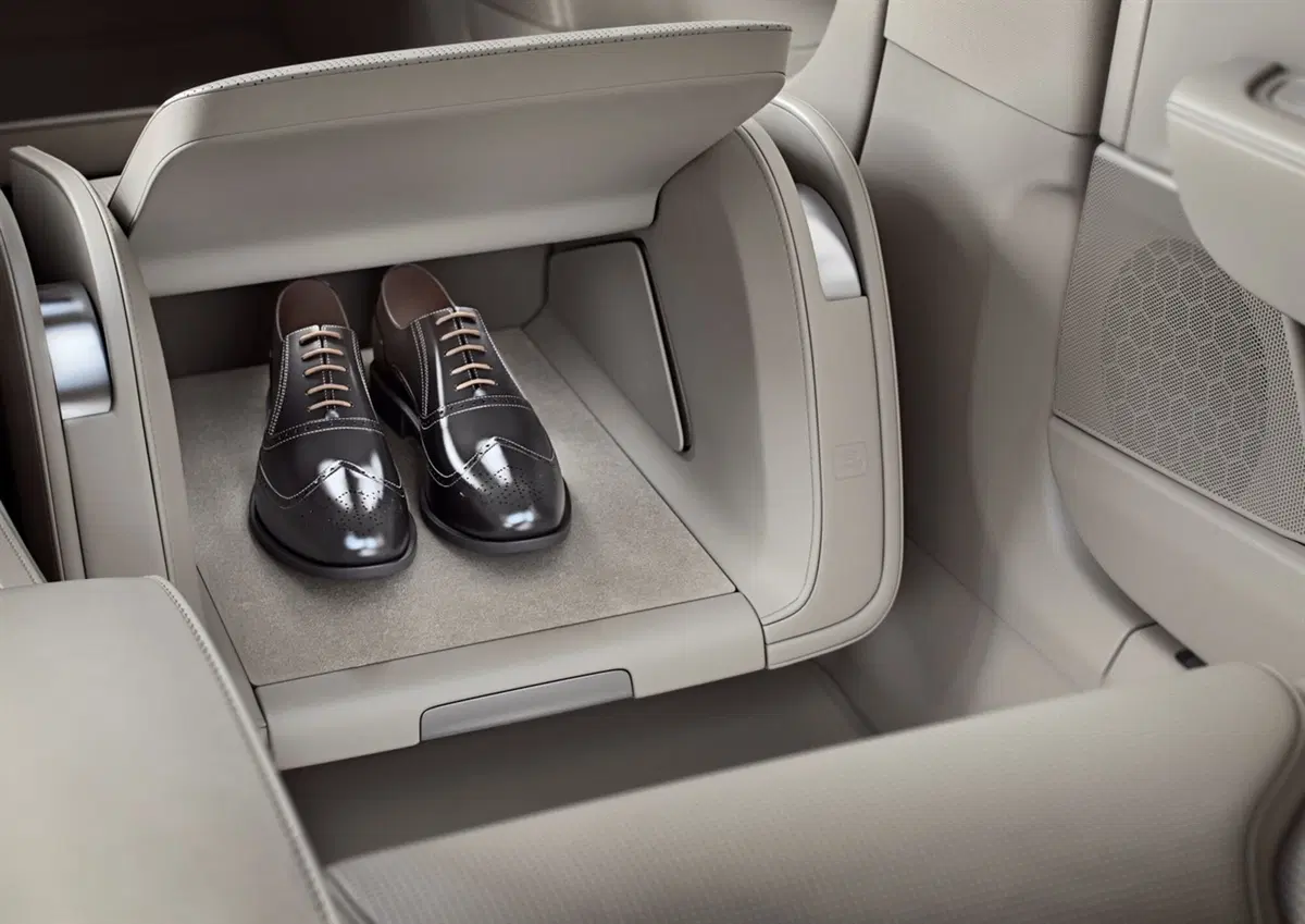 Volvo S90 Excellence presentata in Cina (2)