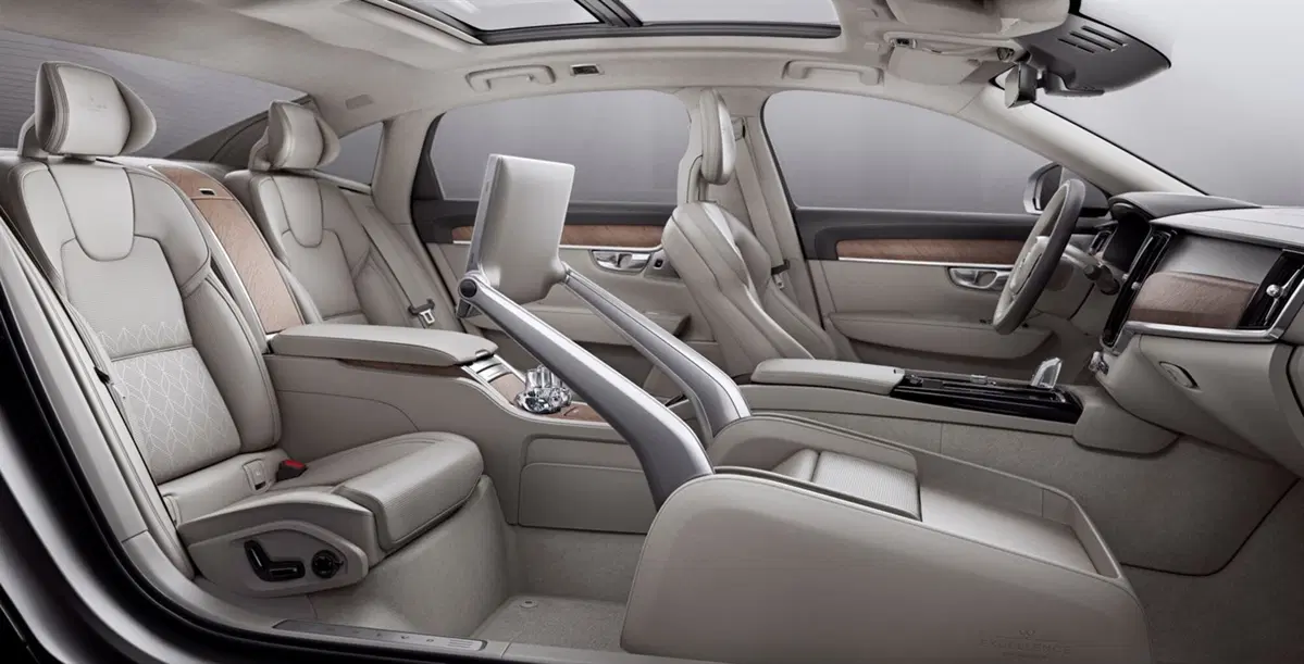 Volvo S90 Excellence presentata in Cina (3)