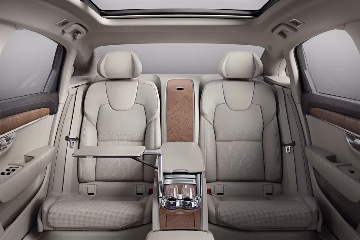Volvo S90 Excellence presentata in Cina (7)