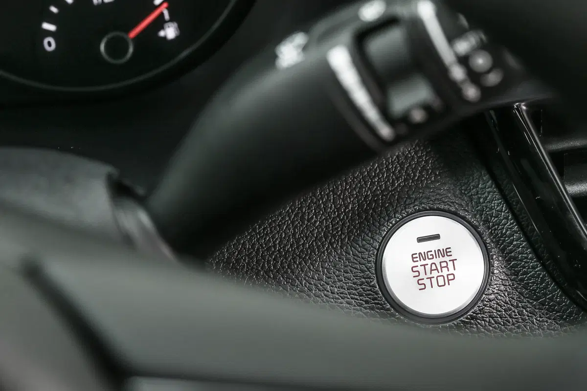 Kia Optima Plug-In Hybrid [Video primo test] (7)