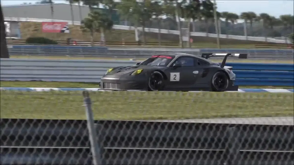 Porsche 911 RSR 2017: avrà il motore centrale come la 911 GT1? (12)