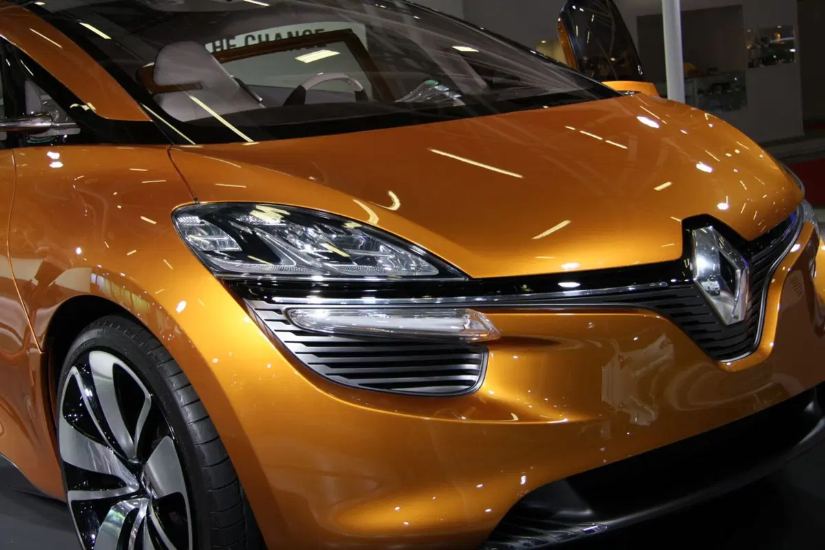 Renault al Motor Show 2011 (13)